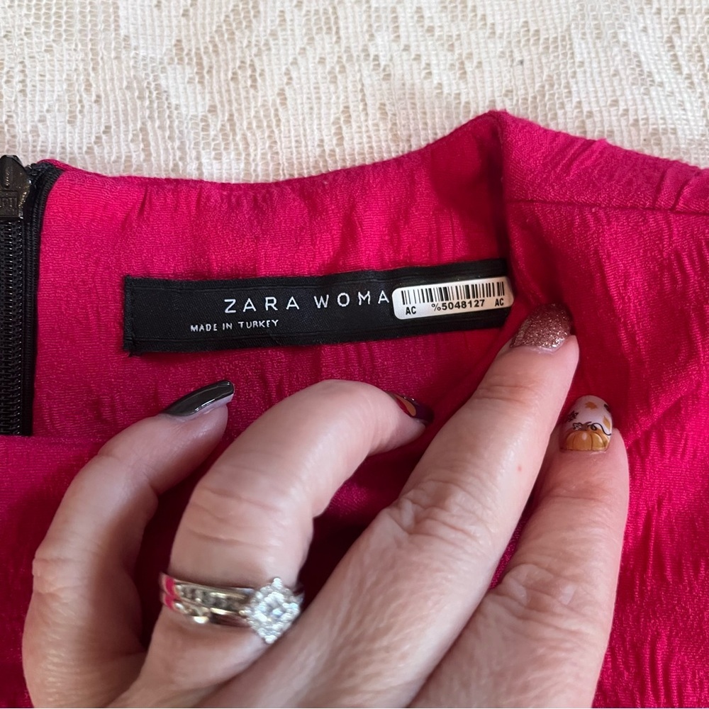 Zara woman textured bell sleeve fuchsia mini dress - Picture 3 of 10